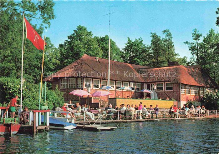 Ratzeburg Schleswig-Holstein Restauration Eis-Konditorei Terrasse See Bootsanleg