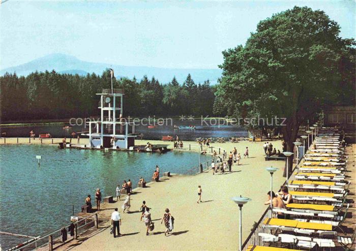 Grossschoenau Goerlitz Sachsen Waldsandbad Freibad Sprungturm Liegewiese Badebes