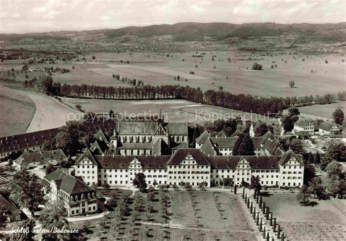Salem Baden Schloss-Salem Bodensee Kloster Kirche Felder Wald Luftaufnahme
