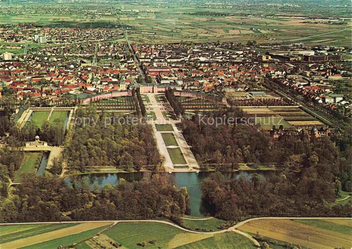 Schwetzingen BW Schlossgarten Schloss Luftansicht Barockgarten Teich Alleen Stad