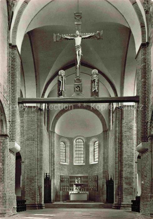 Ratzeburg Schleswig-Holstein Dom Chorraum Innenraum Kruzifix Altar Backstein Rom
