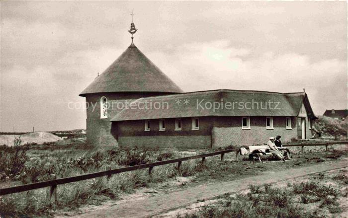BALTRUM Nordseebad Katholische-Kirche Reetdach Rundbau Kreuz Duenen Weg Bank Nor