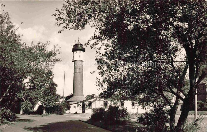WANGEROOGE Wangeroog Nordseebad Leuchtturm Baeume Allee Wohngebaeude Strasse Gar