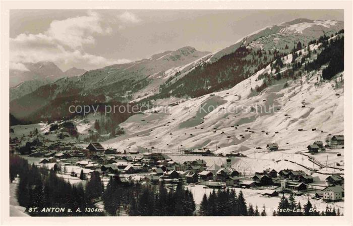 St Anton Arlberg Tirol AT Winterlandschaft Ortschaft Kirchturm Schnee Arlberg Be