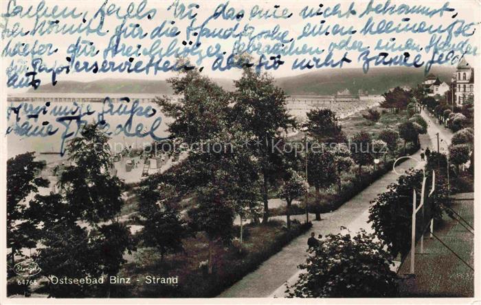 BINZ Ruegen Strand Promenade Baeume Strandpromenade Meer Seeblick Laternenpfahl