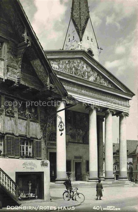 Dornbirn Vorarlberg AT Rotes-Haus Rathaus Saeulenportal Fassadenmalerei Fachwerk