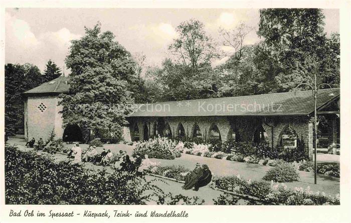 BAD ORB Hessen Kuerpark Wandelhalle Trinkhalle Spessart Kurgaeste Baeume Blumenb