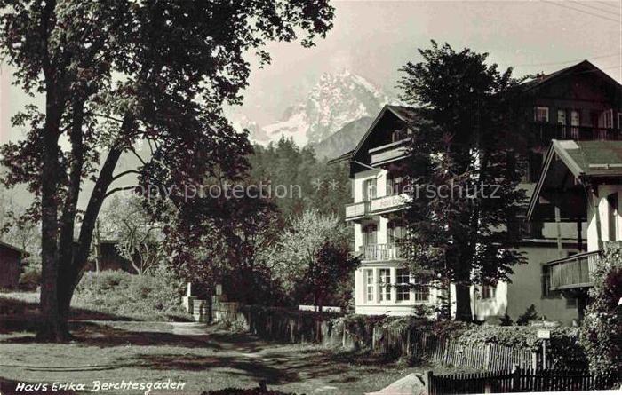 BERCHTESGADEN Bayern Haus-Erika Pension Watzmann Berge Baeume Strasse Villa Balk