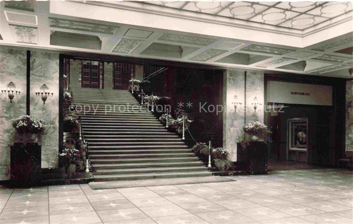BADEN-BADEN BW Kurhaus Treppenhaus Freitreppe Interieur Wanddekor Blumenschmuck