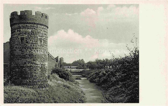 Zons Rhein NRW Westmauer Kroetschenturm Festung Stadtmauer Graben Rhein Mittelal
