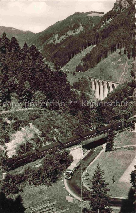 Hoellental Schwarzwald BW Ravennabruecke Viadukt Dampfzug Schwarzwald Bergtal Wa