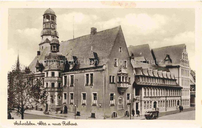 Aschersleben Sachsen-Anhalt Rathaus Altes-Rathaus Neues-Rathaus Turm Platz Auto