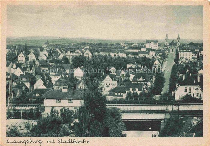 LUDWIGSBURG  BW Stadtkirche Stadtpanorama Daecher Bruecke Bahnviadukt Baeume