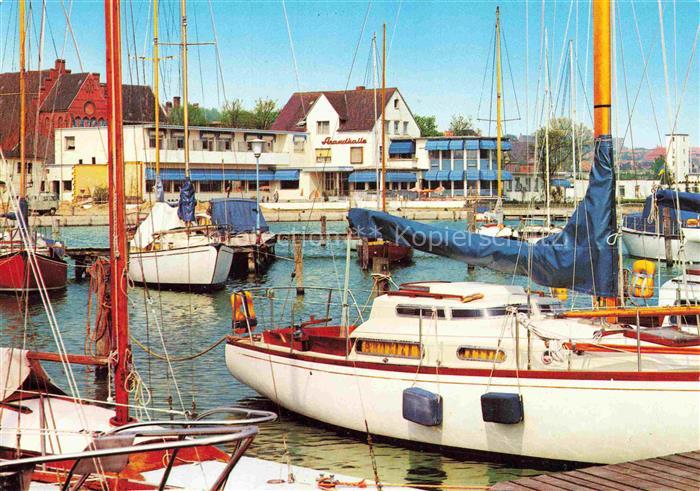 SCHLESWIG-CITY Holstein Yachthafen Strandhalle Segelboote Schlei Hafen Boote