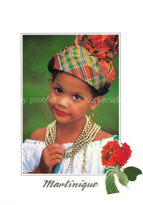 Martinique Petite-fille-en-costume-créole Maedchen Tracht Madras-Kopftuch Kette