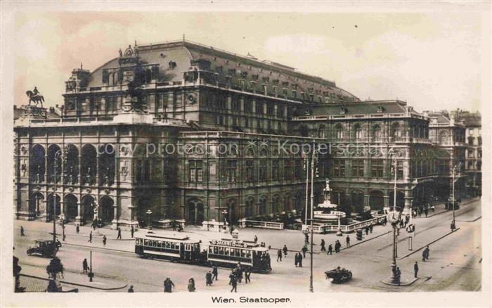 STRAssENBAHN Tramway-- Wien Staatoper