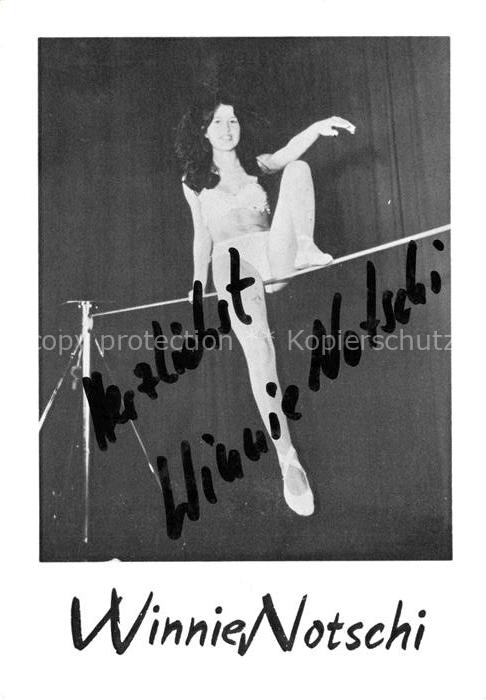 Zirkus Artistik Variete Cirque-- Winnie Notschi Tourneen Hallo Paris