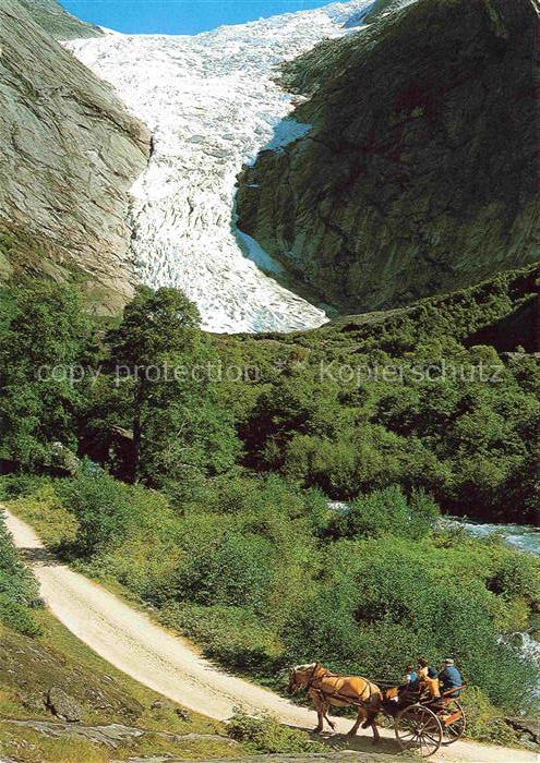 Briksdalen Norge Briksdalen Gletscher Pferdekutsche Weg Fluss Wald Berge