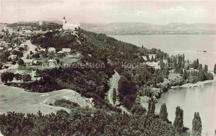 Tihany HU Tihanyi-apatsag Abtei Kirche Halbinsel Balaton Plattensee Dorf Weinber