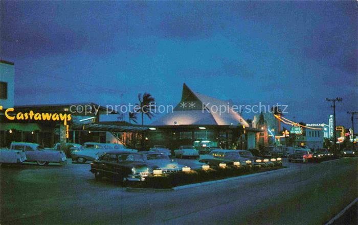 Miami Beach Florida USA Collins-Avenue Motel-Row Neon-Reklame Nacht Autos Castaw