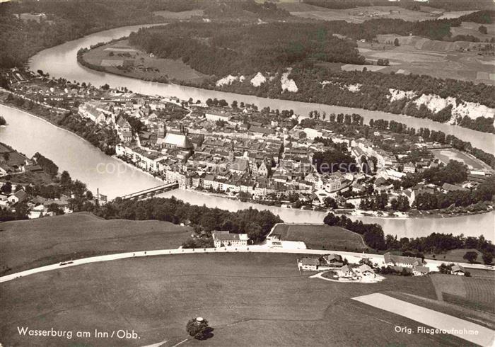 Penzing Wasserburg Inn Rosenheim Bayern Inn Fluss Altstadt Halbinsel Felder Luft