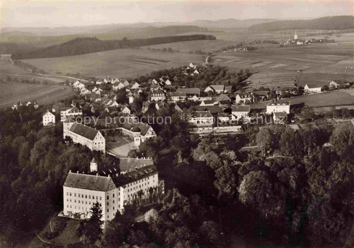 Heiligenberg Baden Bodenseekreis BW Schloss Ort Bodensee Huegellandschaft Felder