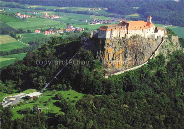 Riegersburg Steiermark AT Burg-Riegersburg Felsen Schraegaufzug Fliegeraufnahme