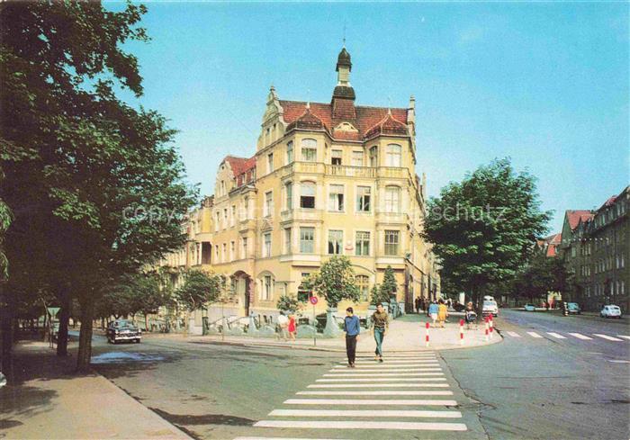 Zgorzelec Goerlitz Niederschlesien PL Stadtgebaeude Jugendstil Strassenszene Fus