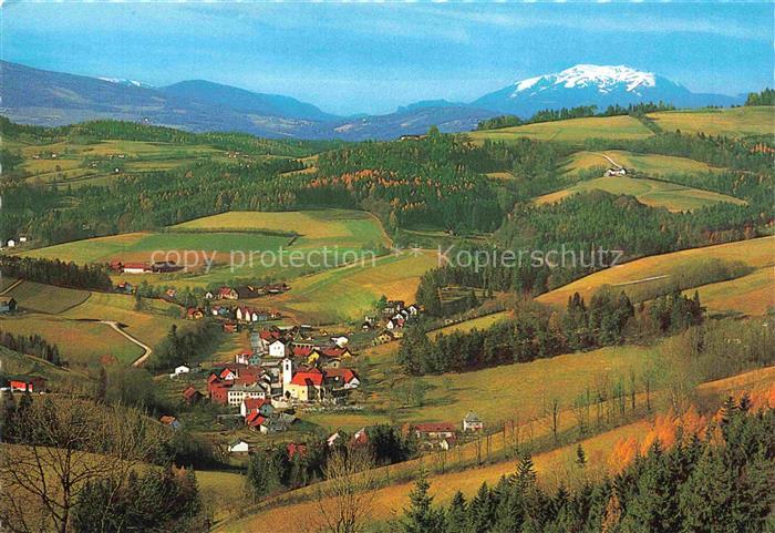 Zoebern Niederoesterreich AT Wechselgebiet Dorf Kirche Bergpanorama Schneeberge