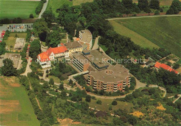 Coppenbruegge Krankenhaus-Lindenbrunn Klinik Rundbau Fachwerkhaeuser Parkplatz F