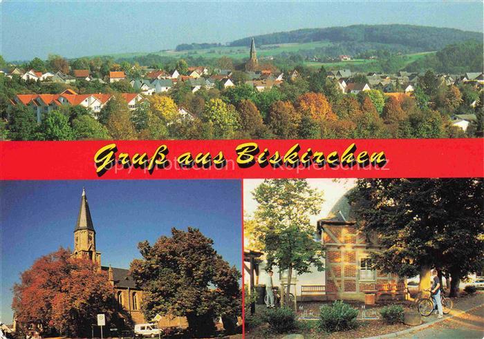 Biskirchen Lahn Leun Hessen Ortsansicht Kirche Fachwerkhaus Herbst Baeume Wohnha
