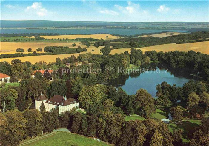 Panker Schleswig-Holstein Schloss Park Teich Fliegeraufnahme Felder Wald Gutshau