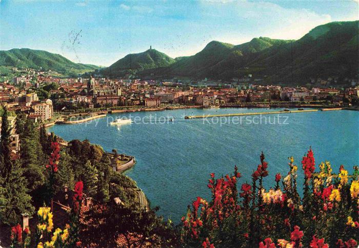 COMO  Lago di Como Lombardia IT Panorama Comer-See See Hafen Stadt Berge Blumen