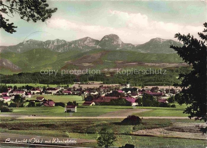 Bruckmuehl  Mangfall Oberbayern Wendelstein Talblick Bergmassiv Dorfansicht Kirc
