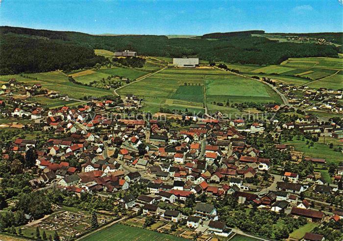 Zwesten Bad Schwalm-Eder-Kreis Hessen Luftbild Talblick Dorfansicht Kirche Felde
