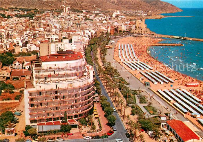 Sitges Vista aerea En primer termino Hotel Calipolis