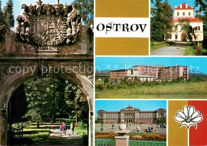 Ostrov Mesto a bohatsvim zachovanych stredovekych domu a rozsahlou navou vystavb