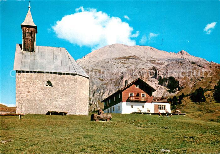 Seiser Alm 1700m Dolomiten Zallinger Huette Rifugio Zallinger Kapelle