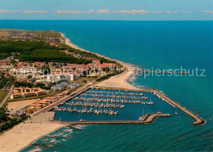 Kuehlungsborn Ostseebad Stadtteil Ost mit Yachthafen und Seebruecke Fliegeraufna
