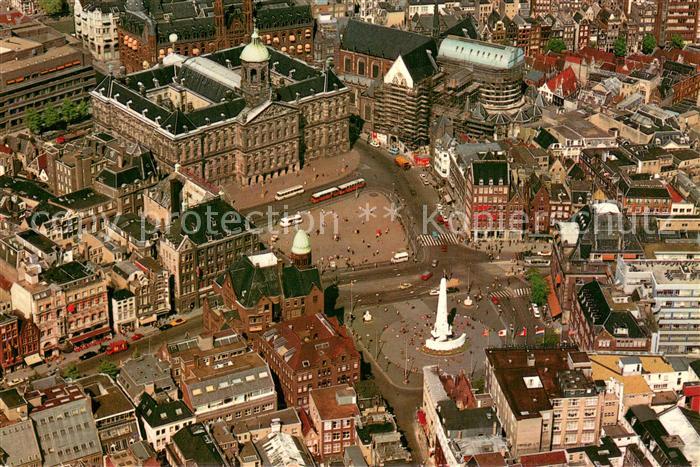 Amsterdam  NL Luchtopname van de Dam met het Koninklijk Paleis Nationale Monumen