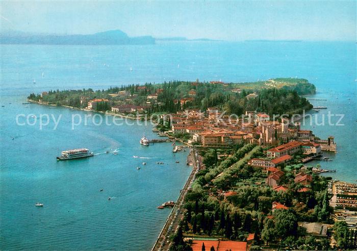 Sirmione Lago di Garda Fliegeraufnahme Lago di Garda