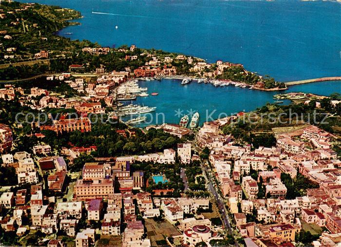 Ischia IT Fliegeraufnahme Il Porto