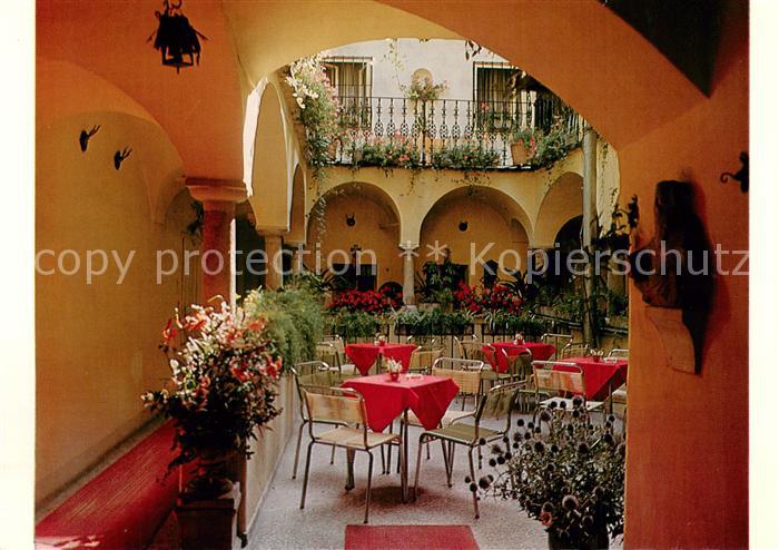 Klagenfurt Woerthersee Blumenstoeckl Hotel Garni Innenhof