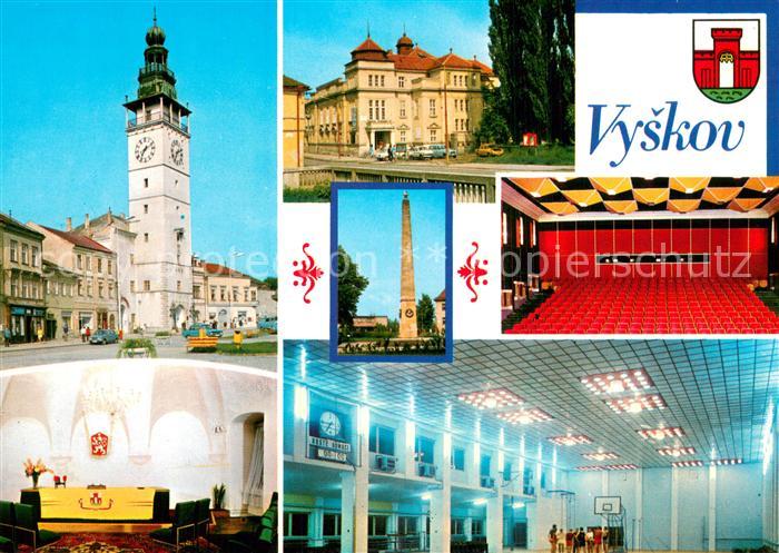 Vyskov Okresni mesto s radnici renesancniho puvodu Modernimi verejnymi stavbami