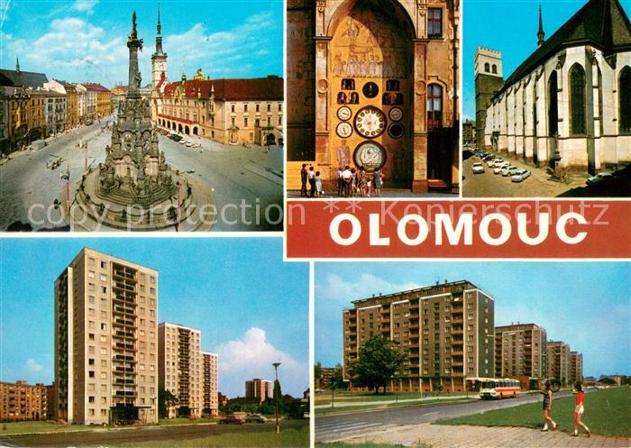 Olomouc Olmuetz CZ Na namestiMiru stoji radnice gotickeho puvodu a monumentalni