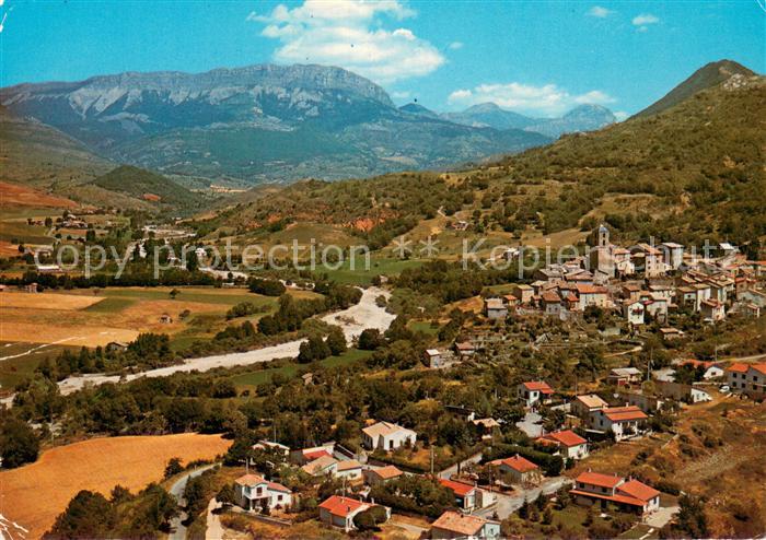 Thoard Vue generale aerienne montagne de Geruen