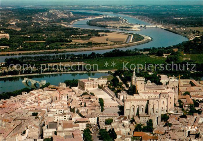 Avignon Vaucluse Le Palais des Papes et le Rhone Vue aerienne