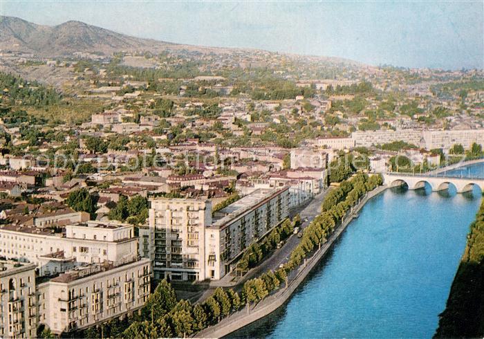 Tbilisi Tiflis Georgia Uferstrasse Fluss Kury