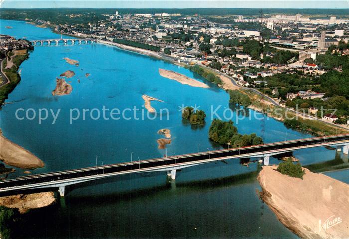 Blois 41 Les deux ponts sur la Loire et vue aerienne sur la ville