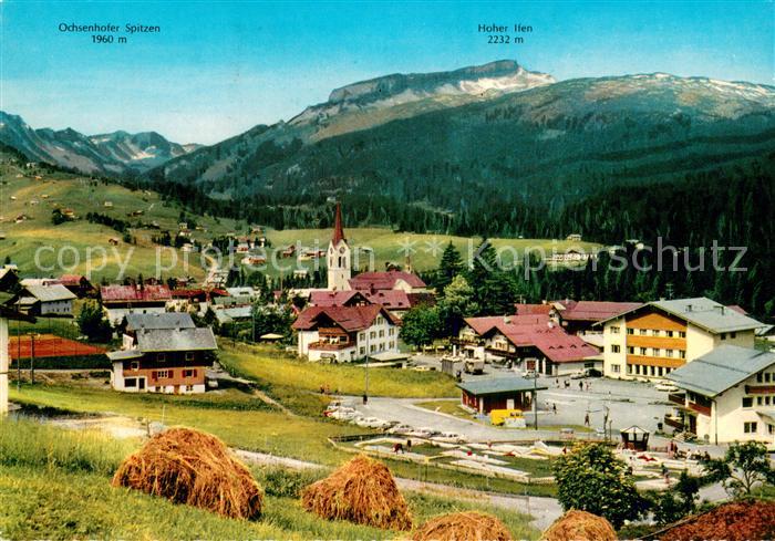 Riezlern Kleinwalsertal Vorarlberg Panorama mit Ochsenhofer Spitzen und Hoher If